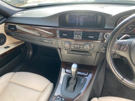 BMW 3 Series 325D M SPORT TOURING 10
