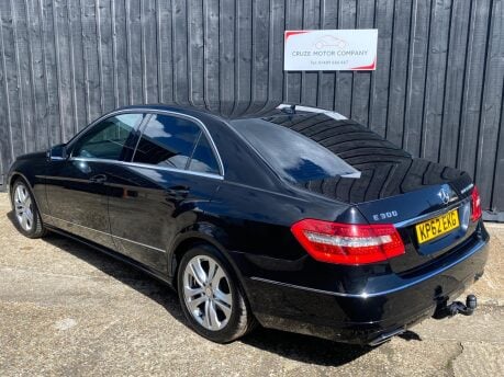 Mercedes-Benz E Class E300 BLUETEC HYBRID 5