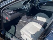 Mercedes-Benz E Class E300 BLUETEC HYBRID 9