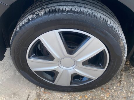 Dacia Sandero Stepway ESSENTIAL TCE 18