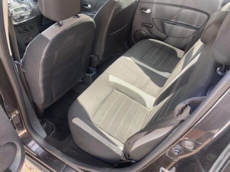 Dacia Sandero Stepway ESSENTIAL TCE 15