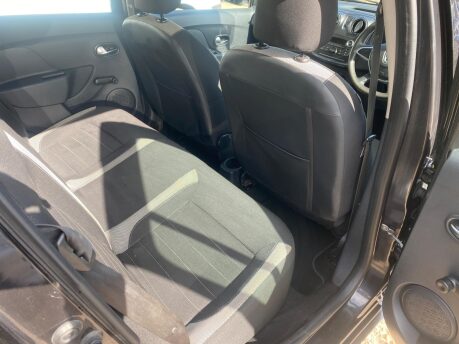Dacia Sandero Stepway ESSENTIAL TCE 14