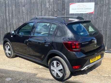 Dacia Sandero Stepway ESSENTIAL TCE 6