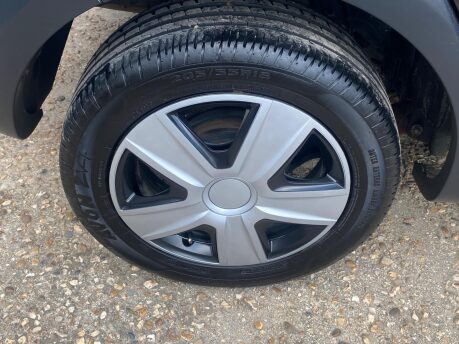 Dacia Sandero Stepway ESSENTIAL TCE 20