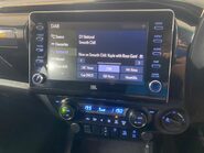 Toyota Hilux INVINCIBLE X 4WD D-4D DCB 23