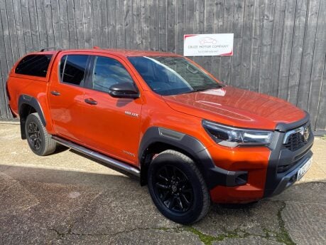 Toyota Hilux INVINCIBLE X 4WD D-4D DCB 11