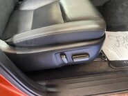 Toyota Hilux INVINCIBLE X 4WD D-4D DCB 30