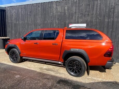 Toyota Hilux INVINCIBLE X 4WD D-4D DCB 14