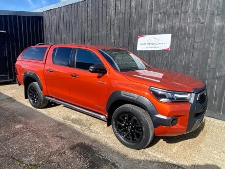 Toyota Hilux INVINCIBLE X 4WD D-4D DCB 8