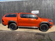 Toyota Hilux INVINCIBLE X 4WD D-4D DCB 3