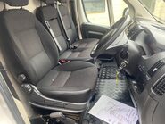 Peugeot Boxer BLUEHDI 333 L1H1 PROFESSIONAL P/V 10