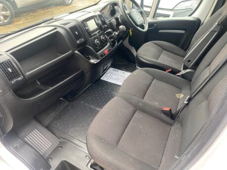 Peugeot Boxer BLUEHDI 333 L1H1 PROFESSIONAL P/V 17