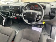 Peugeot Boxer BLUEHDI 333 L1H1 PROFESSIONAL P/V 8