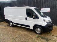 Peugeot Boxer BLUEHDI 333 L1H1 PROFESSIONAL P/V 12