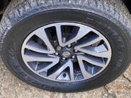 Nissan Navara DCI TEKNA 4X4 SHR DCB 12