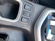 Nissan Navara DCI TEKNA 4X4 SHR DCB 23