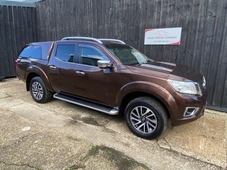 Nissan Navara DCI TEKNA 4X4 SHR DCB 11