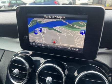 Mercedes-Benz C Class C250 BLUETEC SPORT 10