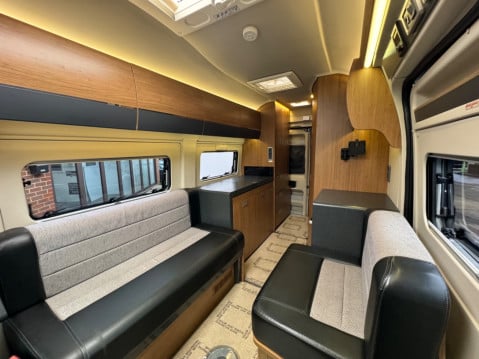 Auto-Trail V-Line 600 2 BERTH HIGH TOP, HIGH SPECIFICATION MODEL 21