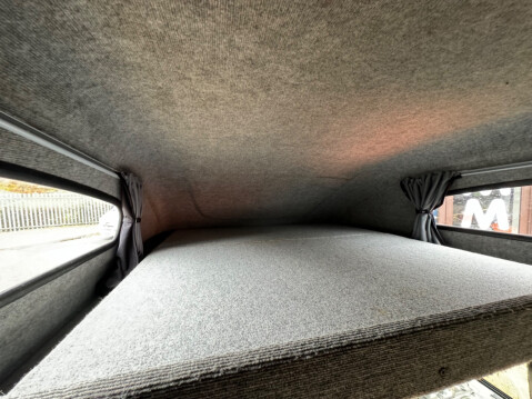 Leisure Drive Versa 3/4 BERTH HIGH TOP WITH 5 BELTED SEATS 18