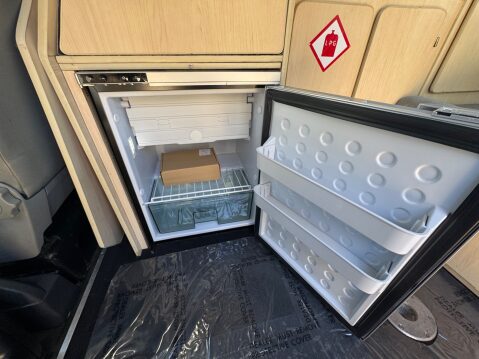 Leisure Drive Versa 3/4 BERTH HIGH TOP WITH 5 BELTED SEATS 15
