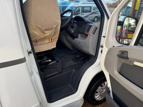 Autosleeper Nuevo *** SOLD *** 7