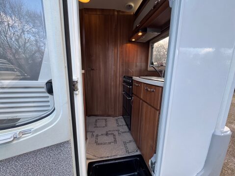 Autosleeper Nuevo *** SOLD *** 8