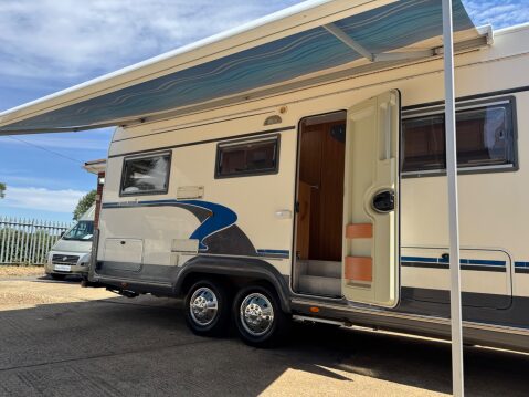 Euramobil Integra 810 *** SOLD *** 32