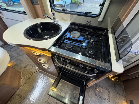 Elddis Majestic 254 *** SOLD *** 17