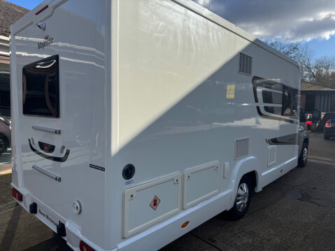 Elddis Majestic 254 *** SOLD *** 32