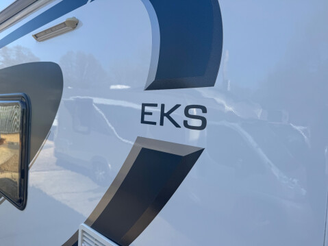 Auto-Trail Tracker EKS *** SOLD *** 4