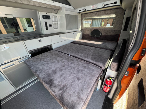 Autosleepers Custom Air ONLY 171 MILES PRE REGISTERED CUSTOM AIR 27