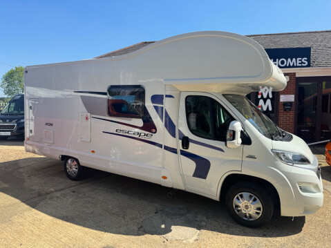 Swift Escape 696 1 OWNER ONLY 12,000 MILES 30