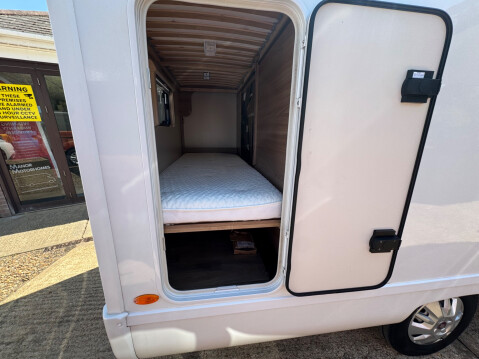 Swift Escape 696 1 OWNER ONLY 12,000 MILES 33