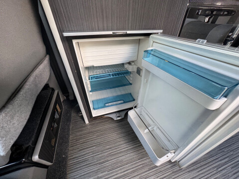 CamperKing Karisma VW T5 4 BERTH POP TOP GREAT SPECIFICATION 15