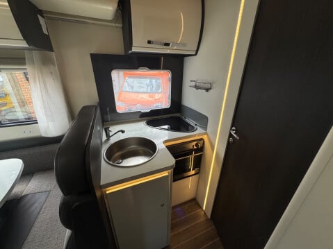 Roller Team Zefiro 696 FIXED BED, REAR BEDROOM 4 BERTH COACH BUILT 15