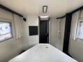 Roller Team Zefiro 696 FIXED BED, REAR BEDROOM 4 BERTH COACH BUILT 27