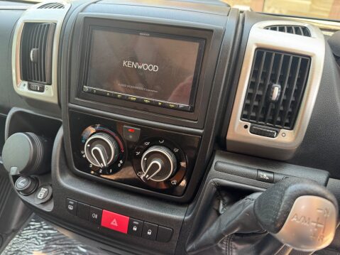 Auto-Trail Frontier SCOUT 4 AUTOMATIC VERY LOW MILEAGE 8
