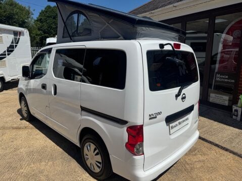 Hertford Campers Up to 4 Berth Pop Top AUTOMATIC 1.6 PETROL POP TOP 3