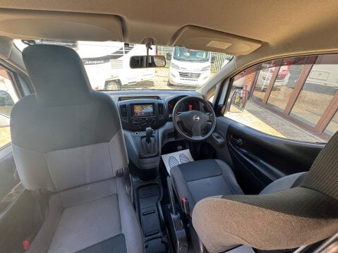 Hertford Campers Up to 4 Berth Pop Top AUTOMATIC 1.6 PETROL POP TOP 13