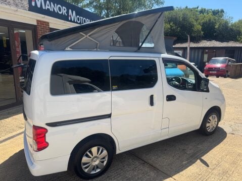 Hertford Campers Up to 4 Berth Pop Top AUTOMATIC 1.6 PETROL POP TOP 31