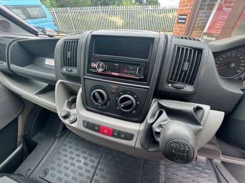 Adria Twin MAXI VAN - ULTRA RARE 4 BERTH DROP DOWN DOUBLE AND REAR DOUBLE 9