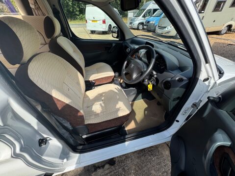 Autosleeper MEZAN FULL SPEC LOW MILEAGE EXAMPLE 7
