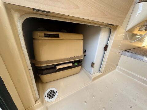 Autosleeper MEZAN FULL SPEC LOW MILEAGE EXAMPLE 11