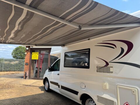 Romahome R40 ONLY 19,000 MILES, 4 BERTH 6 BELTS 29