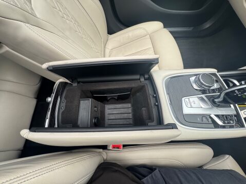 BMW 7 Series 740D XDRIVE M SPORT 33