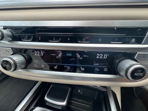 BMW 7 Series 740D XDRIVE M SPORT 32