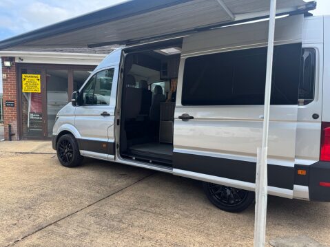 Volkswagen Crafter FIXED BED, 2 BERTH HIGH TOP CAMPER VAN 28