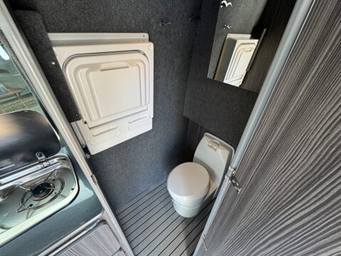 Volkswagen Crafter FIXED BED, 2 BERTH HIGH TOP CAMPER VAN 24
