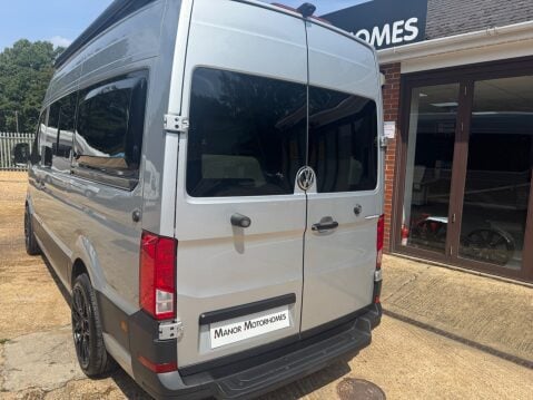 Volkswagen Crafter FIXED BED, 2 BERTH HIGH TOP CAMPER VAN 3